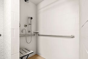 Hampton Inn & Suites Fairbanks