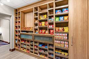 Hampton Inn & Suites Fairbanks