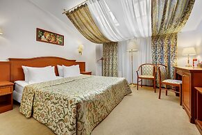 Assambleya Nikitskaya Hotel