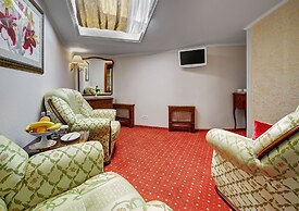 Assambleya Nikitskaya Hotel