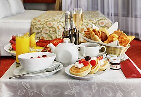 Assambleya Nikitskaya Hotel