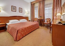 Assambleya Nikitskaya Hotel