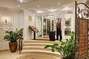 Assambleya Nikitskaya Hotel