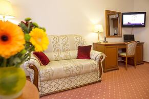 Assambleya Nikitskaya Hotel