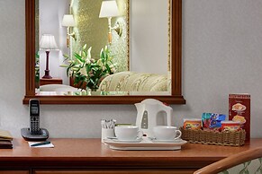 Assambleya Nikitskaya Hotel