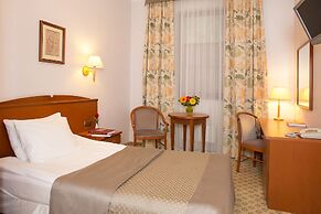 Assambleya Nikitskaya Hotel