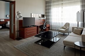 Montreal Airport Marriott In-Terminal Hotel