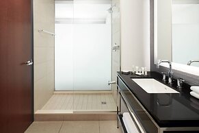 Montreal Airport Marriott In-Terminal Hotel