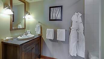 Predator Ridge Resort