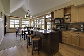 Predator Ridge Resort