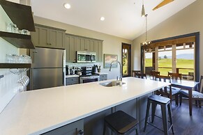 Predator Ridge Resort