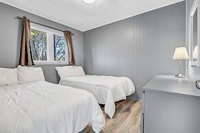 Mavillette Beach Lodge and RV Park
