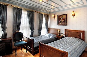 Darussaade Istanbul - Special Class
