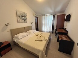 Hotel Vila Tina