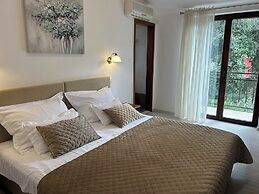 Hotel Vila Tina