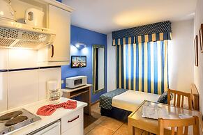 Apartamentos Oro Blanco