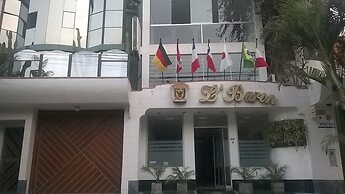 Casa Hotel Jockey Plaza Mall