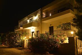 Sitia, GreeceOlive Coast Suites