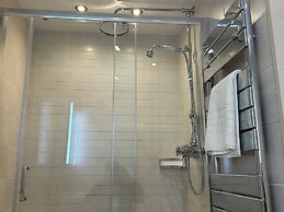 Chester House Guest House