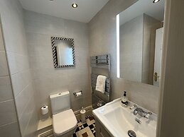 Chester House Guest House