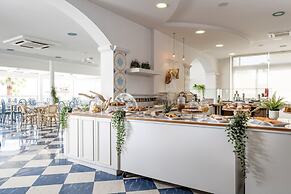 Luxor Beach Boutique Hotel Cattolica