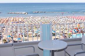Luxor Beach Boutique Hotel Cattolica