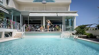 Luxor Beach Boutique Hotel Cattolica