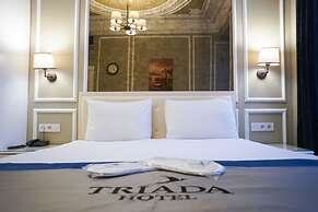 Triada Hotel