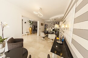 Apartamentos Abril