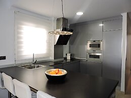 Apartamentos Abril