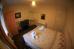 The Handforth Lodge