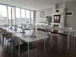 Vikingskipet Hamar Hostel & Apartments