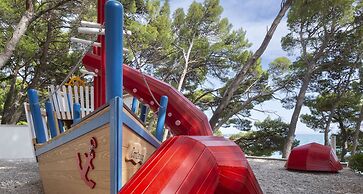 Bluesun Hotel Marina