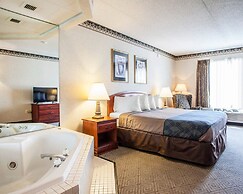 Rodeway Inn & Suites Milwaukee Airport