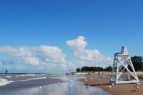 House 5863 - Chicago Bed and Breakfast