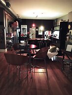 House 5863 - Chicago Bed and Breakfast