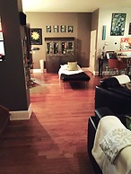 House 5863 - Chicago Bed and Breakfast