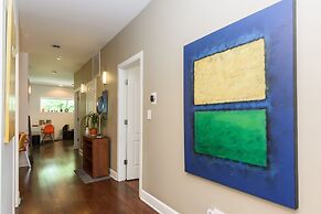 House 5863 - Chicago Bed and Breakfast