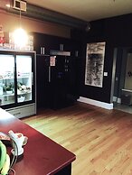 House 5863 - Chicago Bed and Breakfast