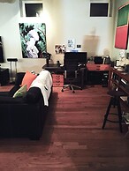 House 5863 - Chicago Bed and Breakfast