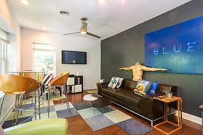 House 5863 - Chicago Bed and Breakfast