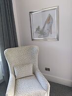 Dean Park Hotel