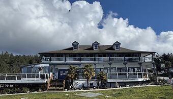 The Lund Resort at Klah ah men