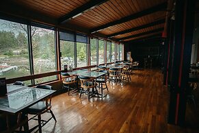 The Lund Resort at Klah ah men