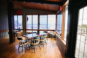 The Lund Resort at Klah ah men