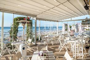 Aphrodite Beach Hotel