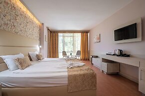 Aphrodite Beach Hotel