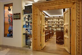 The Grand Dragon Ladakh