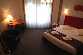 Aviation Hotel