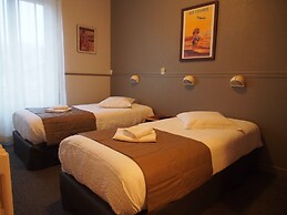 Aviation Hotel